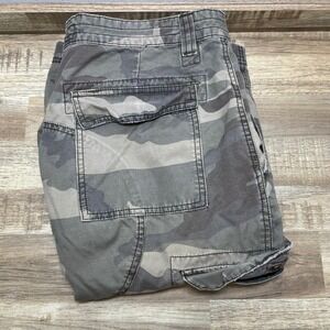 Mossimo Cargo Supply Men Camo Utility Cargo Shorts 36 Green Cotton Relaxed Baggy